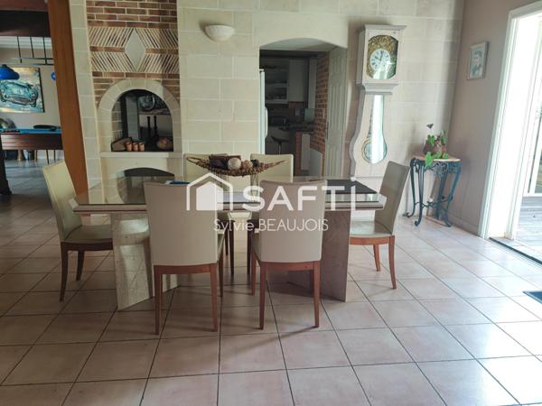 Superbe maison lumineuse, piscine, terrasses cosy