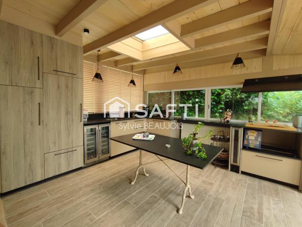 Superbe maison lumineuse, piscine, terrasses cosy