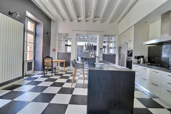 BUSINESS CHÂTEAU D'EXCEPTION DE 505 m²