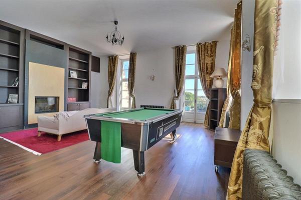 BUSINESS CHÂTEAU D'EXCEPTION DE 505 m²