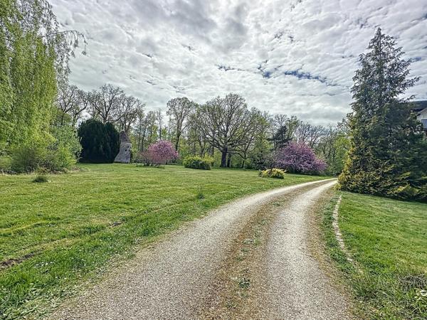 Magnifique propriété à 1h30 de Paris