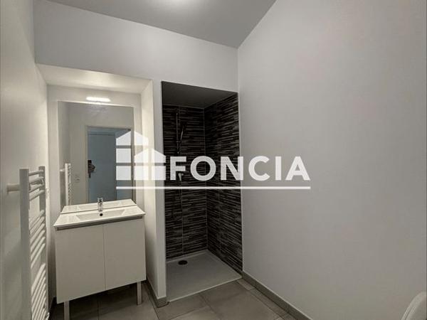 Location Studio 21.2 m² - 104 CHEMIN RURAL DIT DE SAINT PIERRE Brignoles 83170