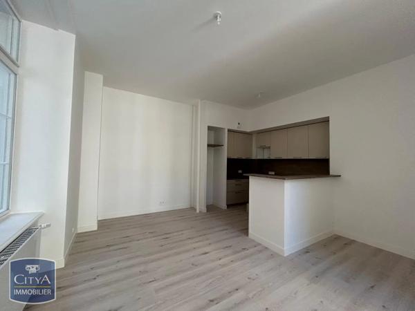 Appartement à louer 3 pièces 62.7m² Nantes (44000)