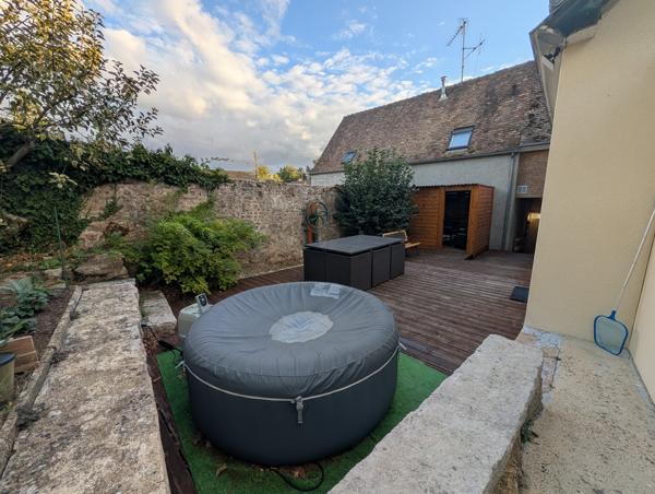 Maison
         3 pièces
        - 70 m² 138 600 € *