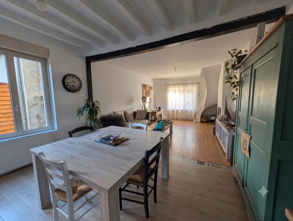 Maison
         3 pièces
        - 70 m² 138 600 € *