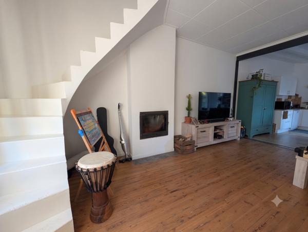 Maison
         3 pièces
        - 70 m² 138 600 € *