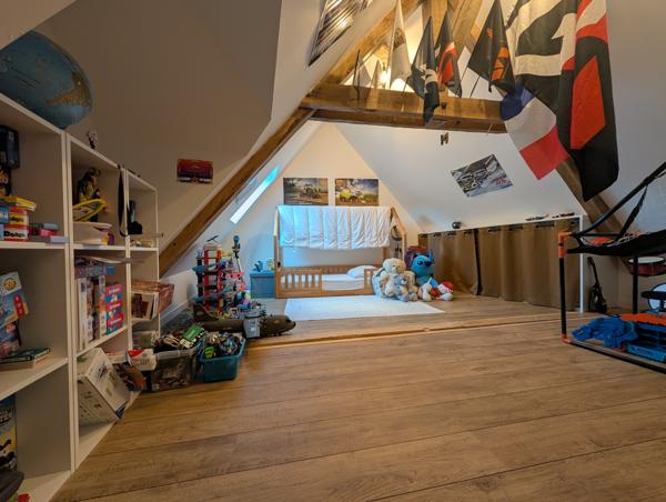 Maison
         3 pièces
        - 70 m² 138 600 € *