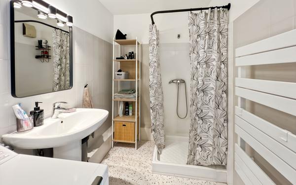 Appartement à vendre    2 pièces • 28,10 m2 Fréjus