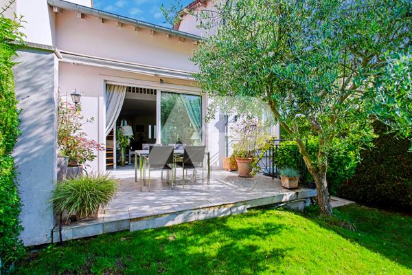 CHAVILLE, limite Parc Fourchon - Le Haras - Au calme d'une impasse lumineuse maison. 1 090 000 € **  - Référence  745-C