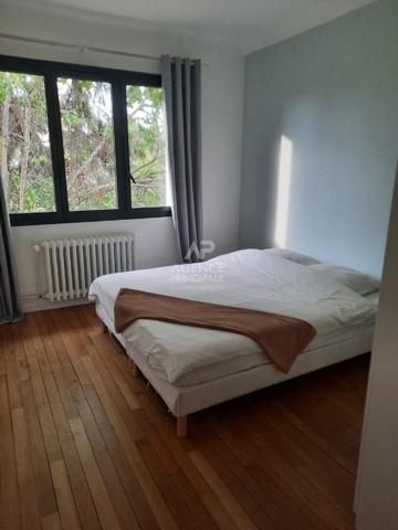 Duplex meublé 5 pièces - 15 min RER A SAINT GERMAIN EN LAYE Loyer 2 500 €/mois charges comprises **  - Référence  18627