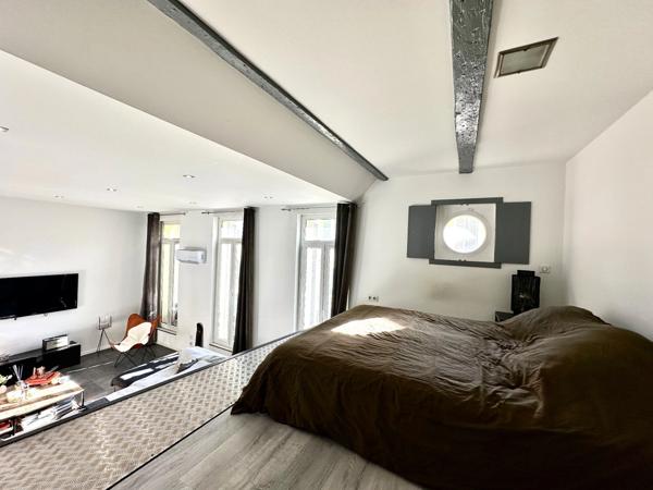 Marseille 6ᵉ – Vauban/Breteuil : superbe loft de 64 m², lumineux avec charme et caractère.