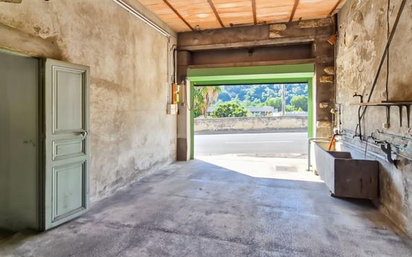 Maison à vendre    4 pièces •  Cagnes-sur-Mer