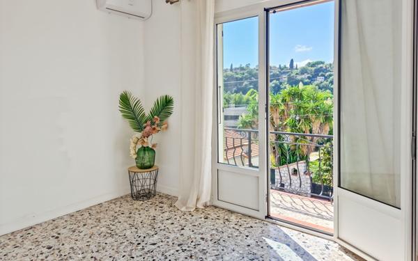Maison à vendre    4 pièces •  Cagnes-sur-Mer