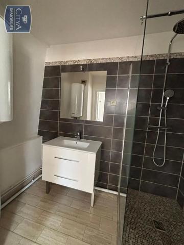 Appartement à louer 2 pièces 53m²