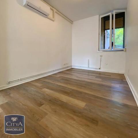 Appartement à louer 3 pièces 61.22m² Sedan (08200)