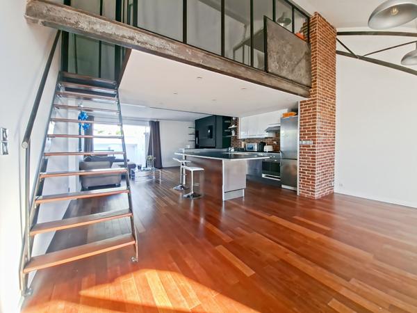 Appartement Cannes 2 pièces 75 m² habitable _ Duplex _ Loft New-Yorkais _ Terrasse _ aperçu mer