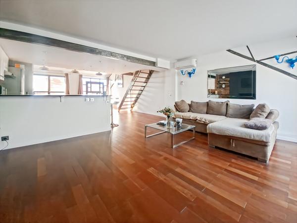 Appartement Cannes 2 pièces 75 m² habitable _ Duplex _ Loft New-Yorkais _ Terrasse _ aperçu mer