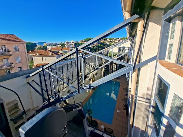 Appartement Cannes 2 pièces 75 m² habitable _ Duplex _ Loft New-Yorkais _ Terrasse _ aperçu mer