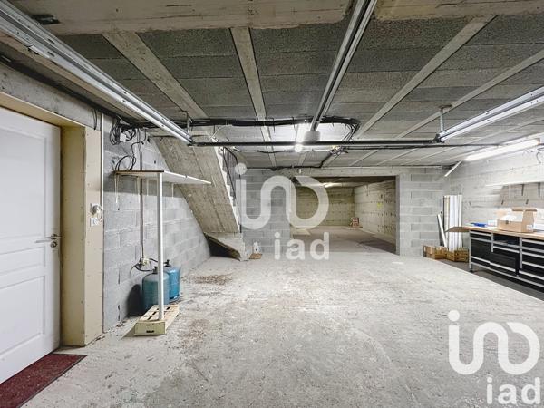 Maison à vendre 7 pièces 210 m² Niozelles