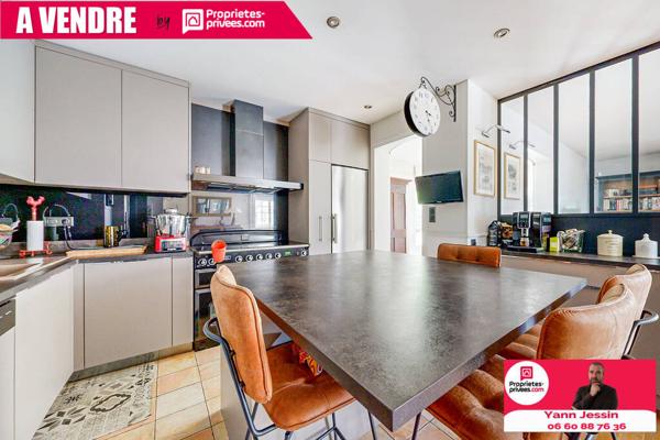 Maison familiale de plain-pied à Pinsaguel 7 pièce(s) 188 m2