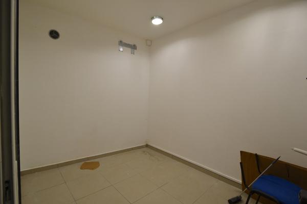 Pointe-à-Pitre (97110) Bureau rénové en rdc zone franche