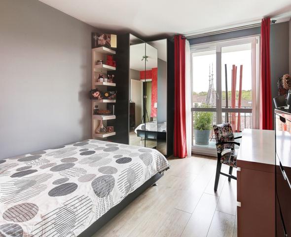 SAINT REMI - APPART T6 - 4 CHAMBRES - PARKING