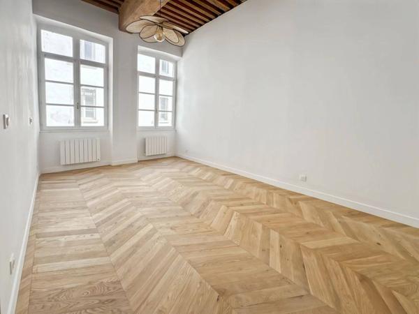 APPARTEMENT T2 - HYPER CENTRE - RUE DES MARRONNIERS