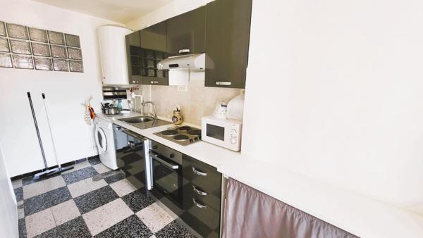 La Joliette, beau T3 56 m² avec balcon