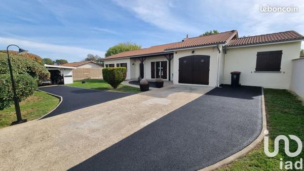 Maison à vendre 6 pièces 153 m² Saint-Loubès