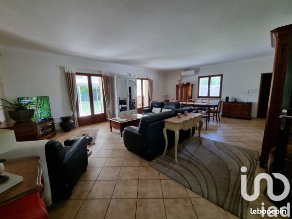 Maison à vendre 6 pièces 153 m² Saint-Loubès