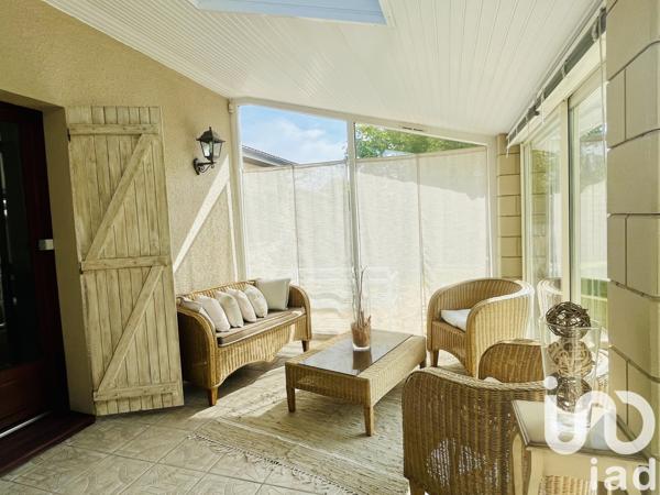 Maison à vendre 6 pièces 153 m² Saint-Loubès