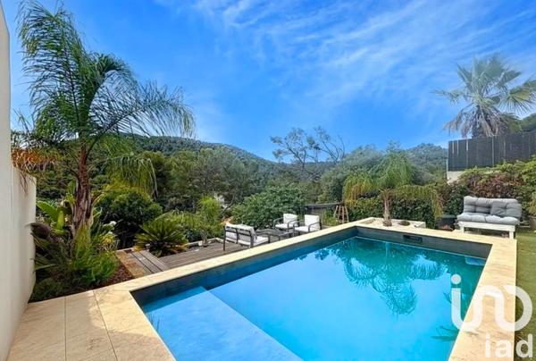 Maison à vendre 6 pièces 142 m² Marseille 9