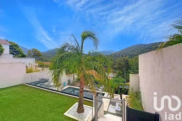 Maison à vendre 6 pièces 142 m² Marseille 9