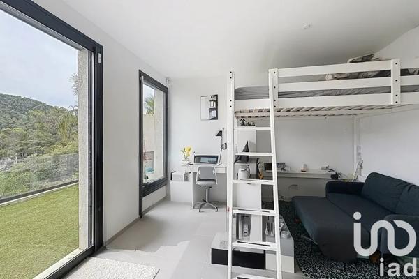 Maison à vendre 6 pièces 142 m² Marseille 9