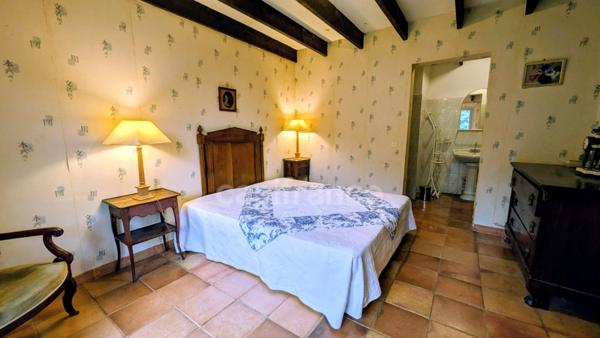 Maison à vendre 7 pièces MOUGUERRE (64), 5 chambres, 230 m²