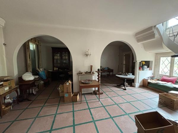 Maison à vendre 8 pièces RION DES LANDES (40)