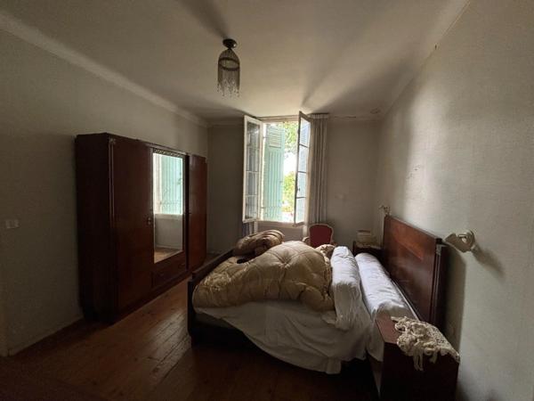 Maison à vendre 8 pièces RION DES LANDES (40)