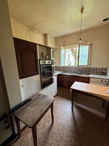 Maison à vendre 8 pièces RION DES LANDES (40)