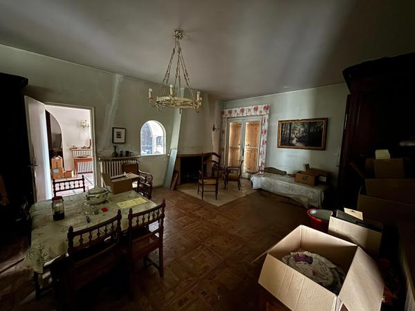 Maison à vendre 8 pièces RION DES LANDES (40)