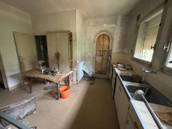 Maison à vendre 8 pièces RION DES LANDES (40)