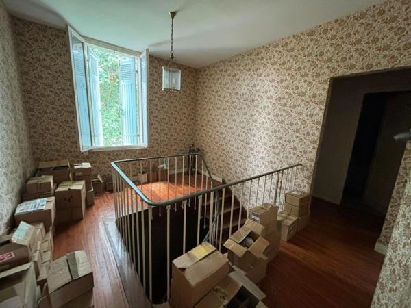 Maison à vendre 8 pièces RION DES LANDES (40)