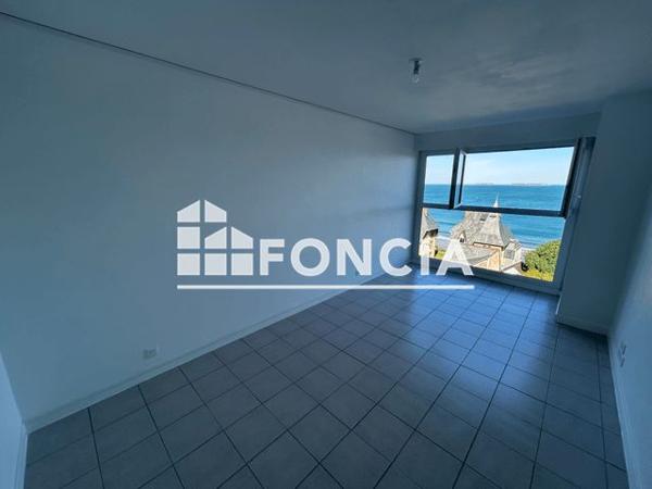 Location Appartement 2 pièces 40.1 m² - Perros Guirec 22700