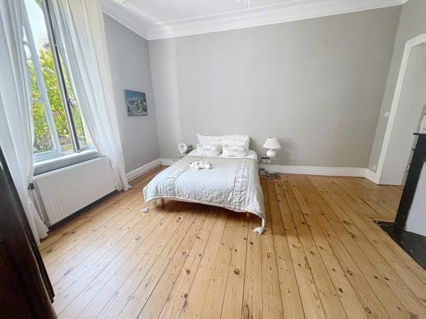 Maison individuelle Béthune Secteur Autres villes du Nord 350 m²