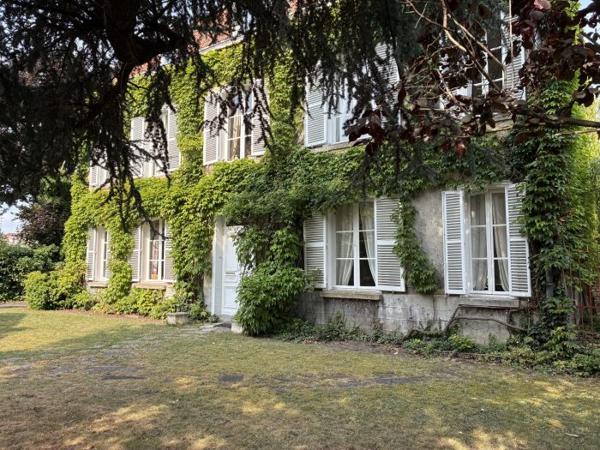 Maison individuelle Béthune Secteur Autres villes du Nord 350 m²