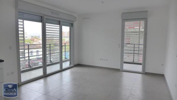 Appartement à louer 2 pièces 40.59m²