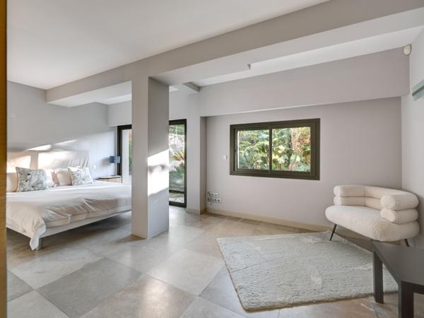 Vente Maison contemporaine Vallauris 5 Pièces 265 m²