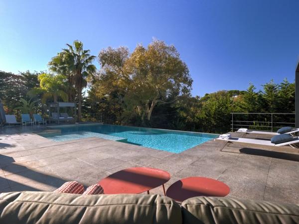 Vente Maison contemporaine Vallauris 5 Pièces 265 m²