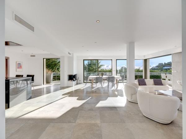 Vente Maison contemporaine Vallauris 5 Pièces 265 m²
