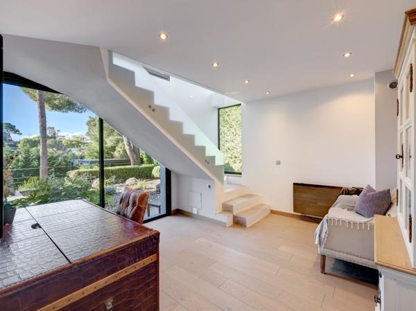 Vente Maison contemporaine Vallauris 5 Pièces 265 m²