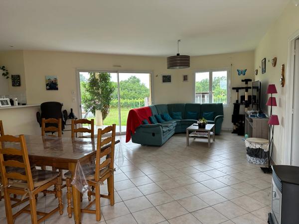 Villa plain-pied T4 avec jardin clos de 2.200 M2